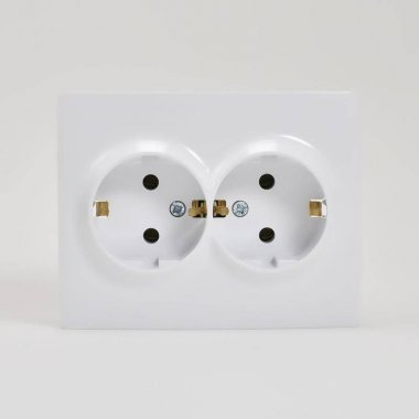 Фотография товара 'Lezard KARINA Розетка двойная с заземлением ПБТ, 707-0200-127B'