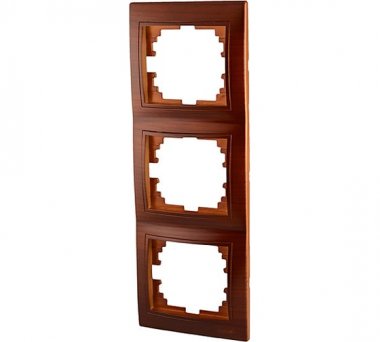 Фотография товара 'Lezard 702-0500-153 DERIY Рамка 3-ая вертикальная махагон'