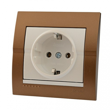Фотография товара 'Lezard 702-3130-122B DERIY Розетка с/з светло-коричневая и жемчужно-белая металлик'