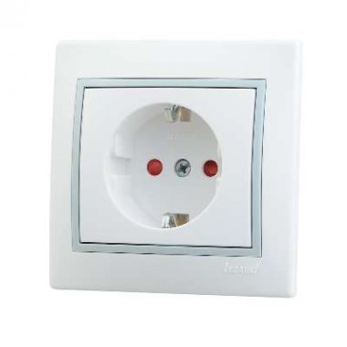 Фотография товара 'Lezard MIRA Розетка с защитой от детей керамика, 701-0215-124'