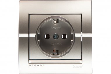 Фотография товара 'Lezard 702-2828-122 DERIY Розетка с/з керамика серебристый металлик'