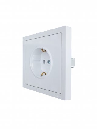 Фотография товара 'Lezard 704-0288-124BQC ZIMA Розетка с защитой от детей ПБТ белая безвинтовой зажим/клемма'