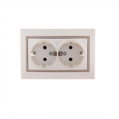 Фотография товара 'Lezard 701-3031-127 MIRA Розетка 2-я с/з керамика'