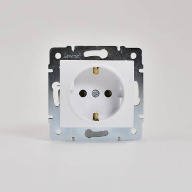 Фотография товара 'Lezard KARINA Розетка с заземлением ПБТ, 707-0288-122B'