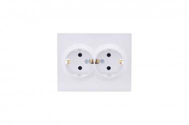 Фотография товара 'Lezard 742-0200-178B VESNA Розетка двойная с защитой от детей ПБТ'