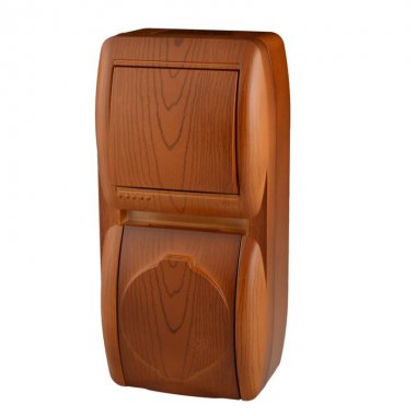 Фотография товара 'Lezard NATA Выключатель и розетка с заземлением, с крышкой, 710-0800-172'