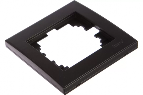 Фотография товара 'Lezard 703-4225-146 RAIN Рамка 1-ая гориз. с вст. цв. черный бархат+ хром'