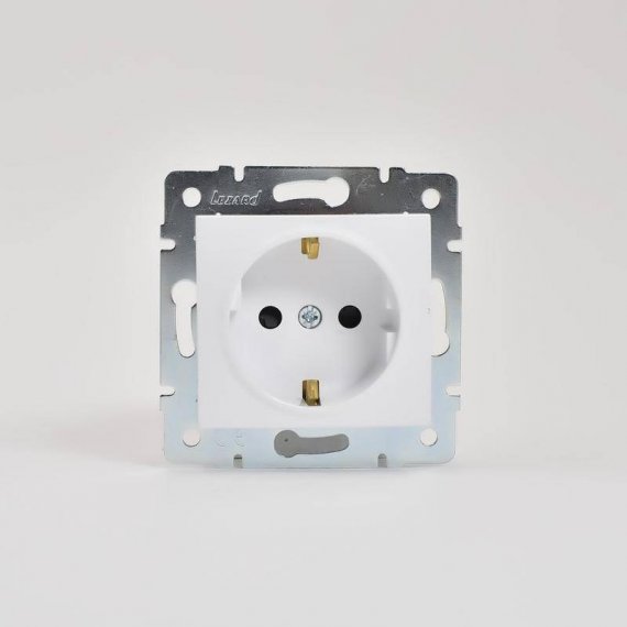 Фотография товара 'Lezard KARINA Розетка с защитой от детей ПБТ , 707-0288-124B'