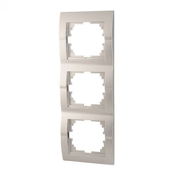 Фотография товара 'Lezard DERIY Рамка 3-ая вертикальная , 702-2800-153'