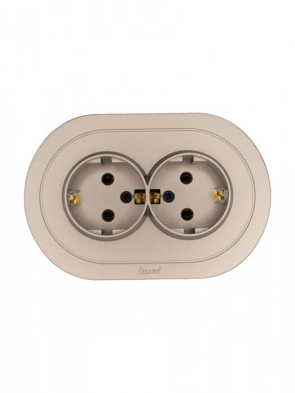 Фотография товара 'Lezard 744-3700-127B OSEN Розетка двойная с/з ПБТ титан круглая'