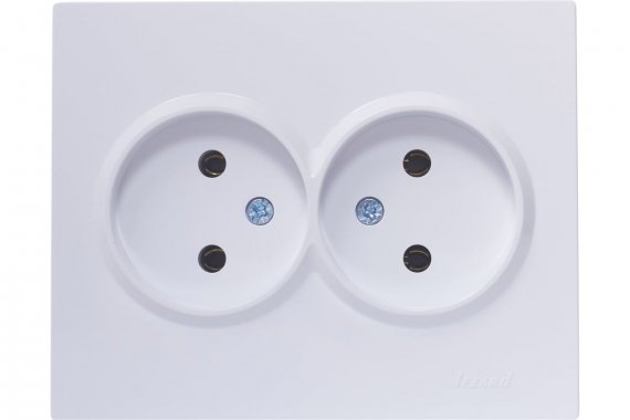 Фотография товара 'Lezard 742-0200-128 VESNA Розетка двойная б/з керамика'