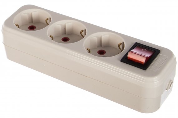 Фотография товара 'Lezard LILA Колодка с/ заземлением 3 входа с выключателем , 720-0300-302'