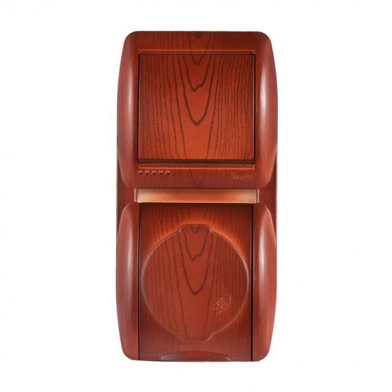 Фотография товара 'Lezard NATA Выключатель и розетка с заземлением, с крышкой, 710-0600-172'