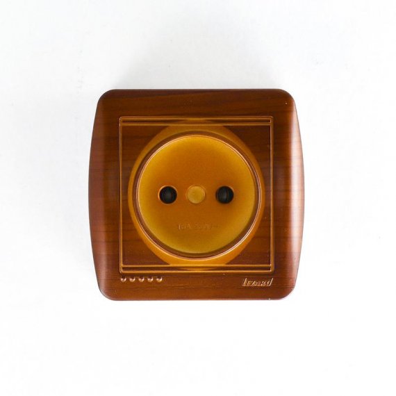 Фотография товара 'Lezard DEMET Розетка без заземления, 711-0500-121'