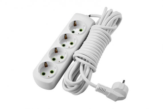 Фотография товара 'Lezard LETITIA Удлинитель с заземлением 4 входа 5 метра, 721-0405-401'