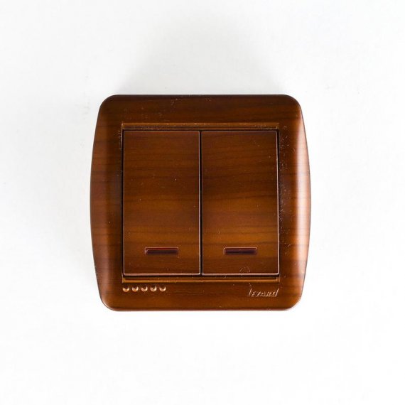 Фотография товара 'Lezard DEMET Выключатель двойной с подсветкой, 711-0500-112'