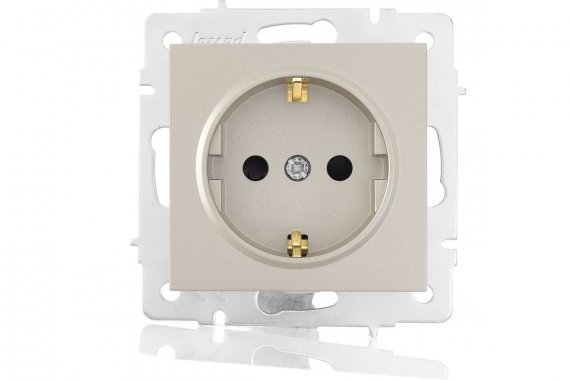 Фотография товара 'Lezard 742-3788-124 VESNA Розетка с защитой от детей керамика'