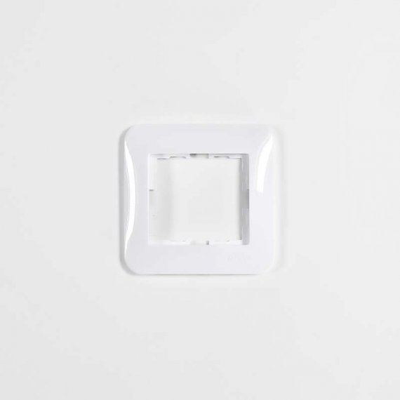 Фотография товара 'Lezard KARINA LIFE Рамка 1-ая горизонтальная, 708-0200-146'