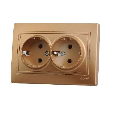 Фотография товара 'Lezard MIRA Розетка двойная с заземлением керамика, 701-1313-127'